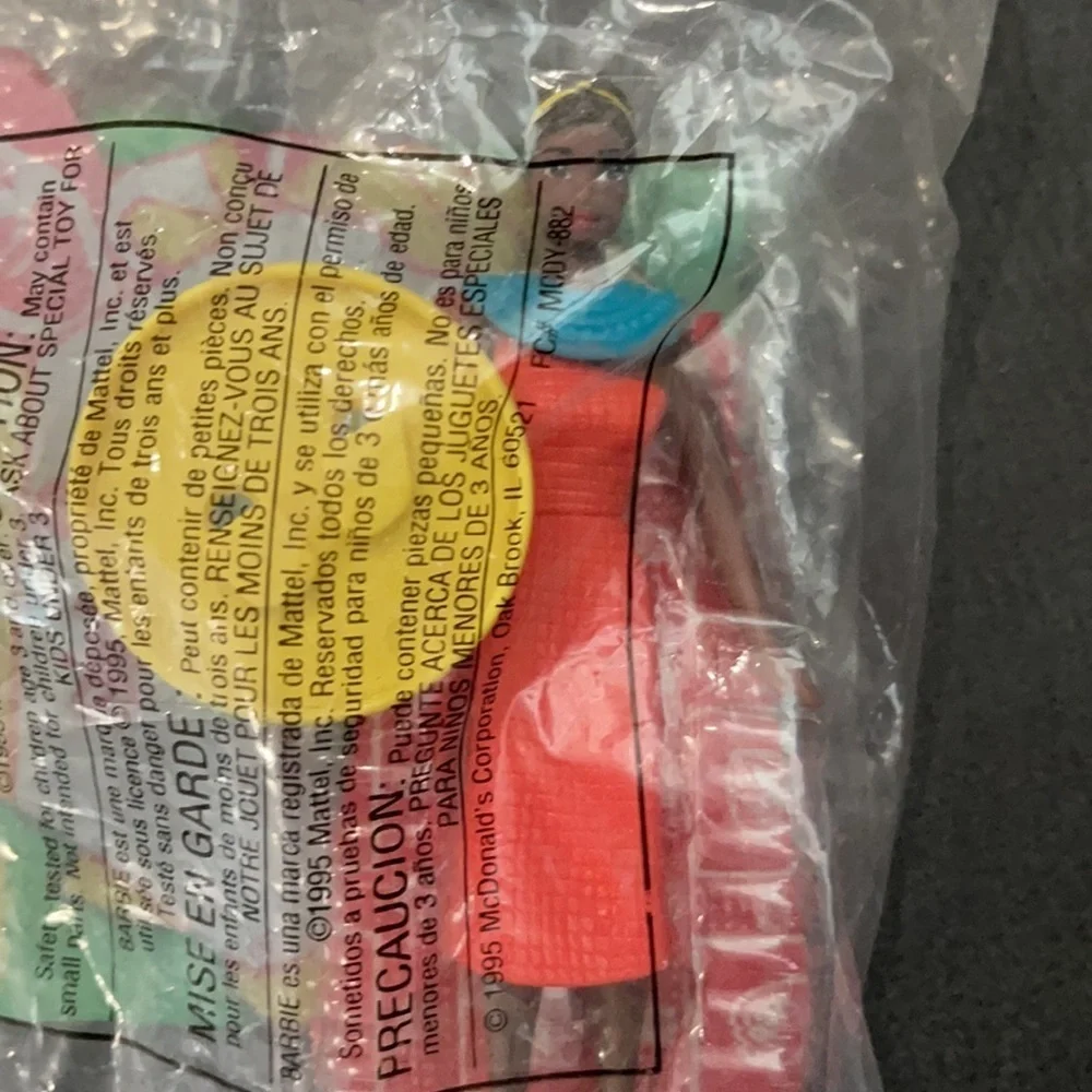 New set/2 McDonald’s Barbie figures